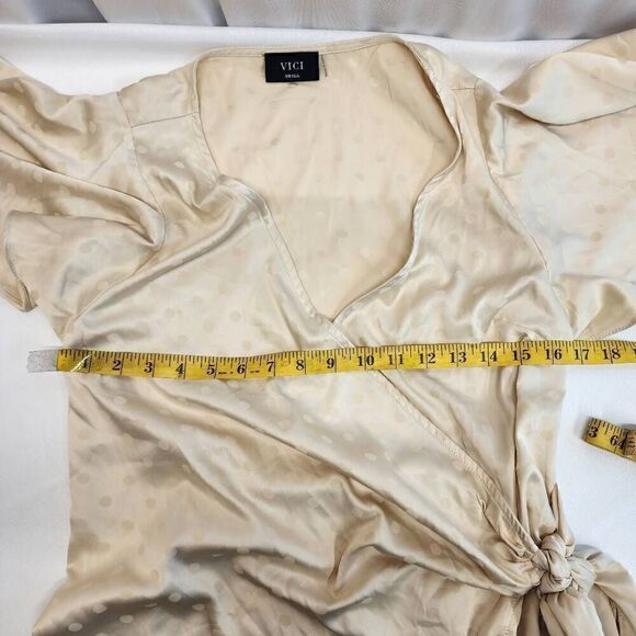 Vici Size Small Tan Casual Wrap Dress H10 - Picture 6 of 8